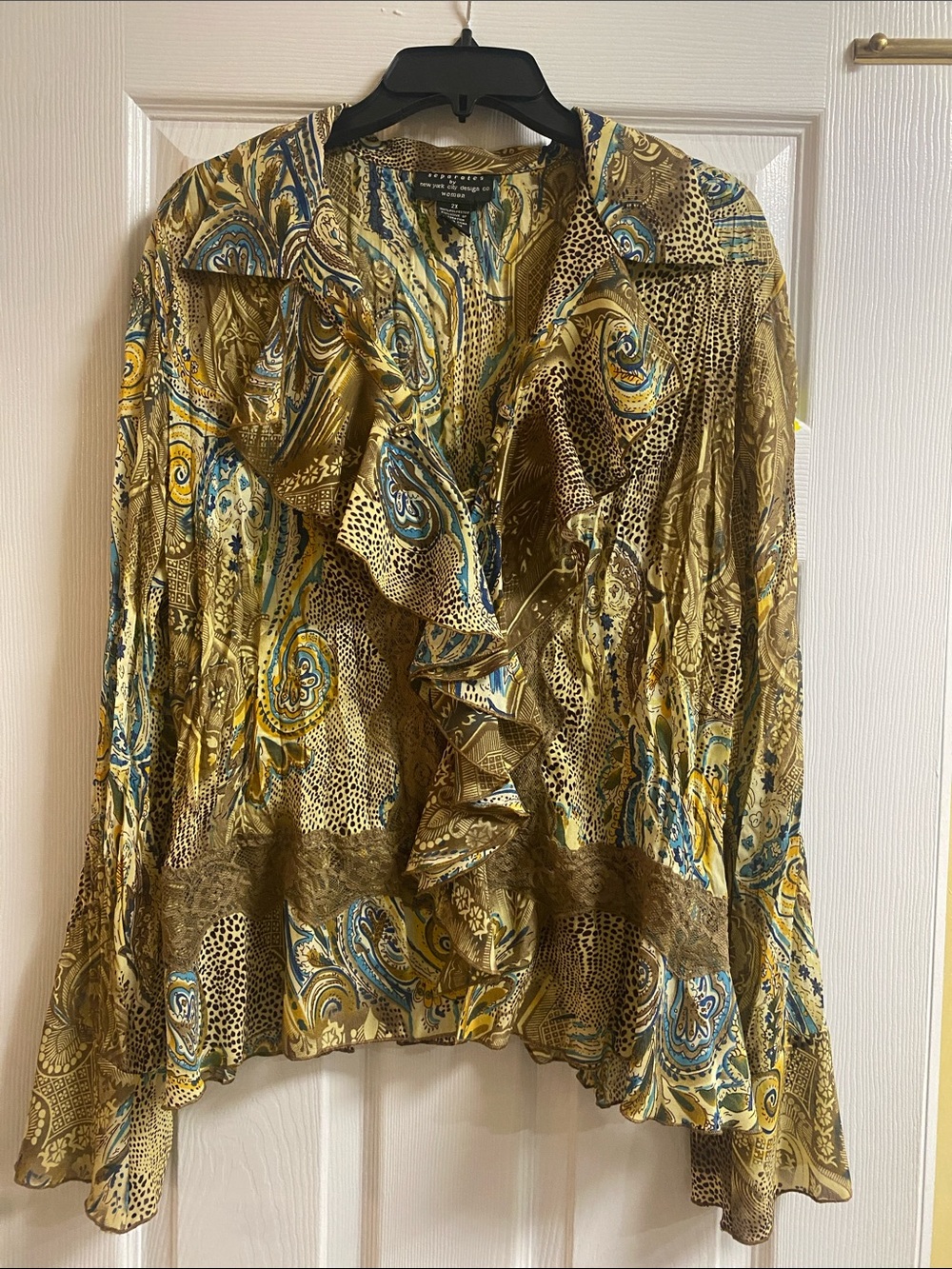 Ruffle, lace, leopard boho  plus 2X Etro Gold Multi Paisley Blouse Blue Accents